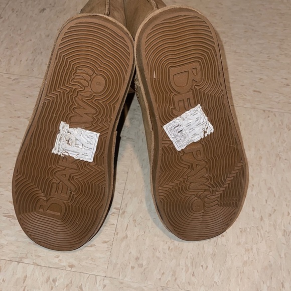 NWOT Bearpaw Tall Boots - Picture 4 of 4